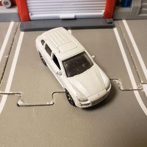 Matchbox Porsche Cayenne Turbo